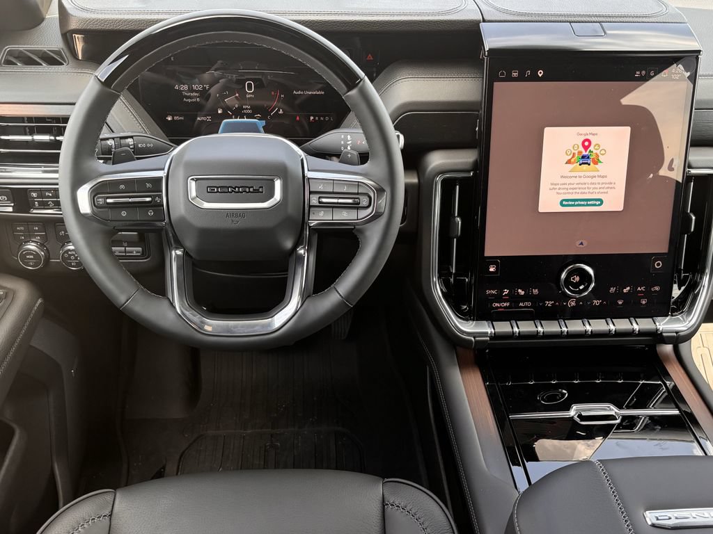 New 2026 GMC Yukon Denali w/ Denali Reserve Package AWD/4WD image 11