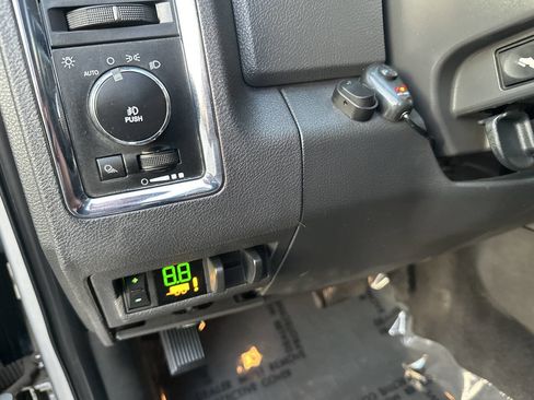 Used 2012 RAM 2500 Longhorn w/ Cold Weather Group AWD/4WD image 23