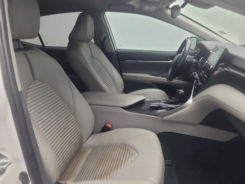 Used 2023 Toyota Camry SE FWD image 21