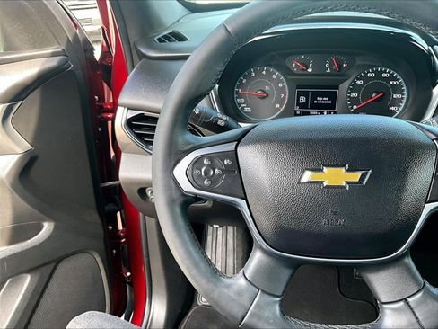 Used 2024 Chevrolet Traverse LT FWD image 20
