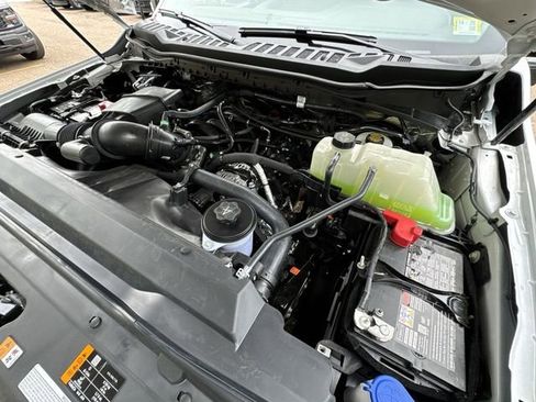 New 2025 Ford F350 XLT w/ FX4 Off-Road Package image 11