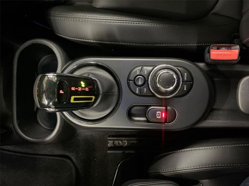 Certified 2022 MINI Cooper SE image 26