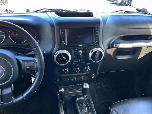 Used 2017 Jeep Wrangler Unlimited Sahara w/ Connectivity Group image 6