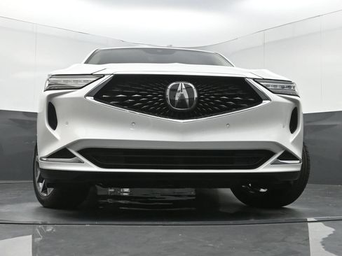 Used 2023 Acura MDX w/ Technology Package FWD image 32