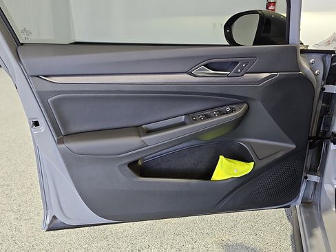 New 2026 Volkswagen GTI SE FWD image 16