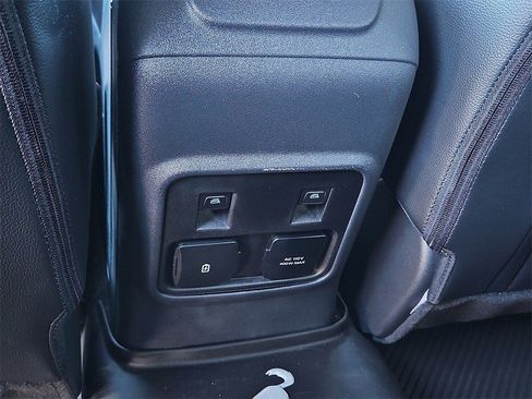 Used 2024 Ford Bronco Outer Banks image 17