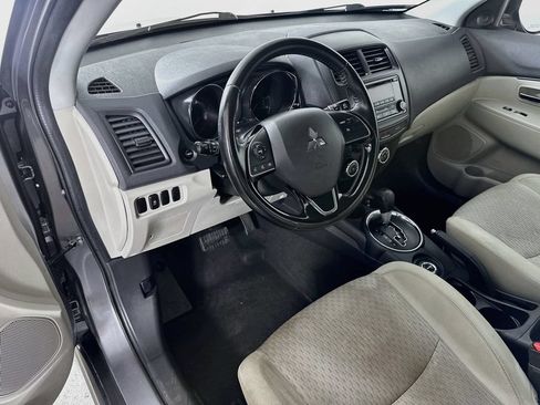 Used 2017 Mitsubishi Outlander Sport ES AWD/4WD image 16