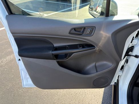 Used 2022 Ford Transit Connect XL image 11