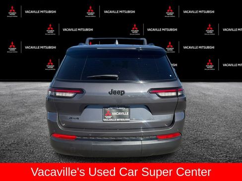 Used 2023 Jeep Grand Cherokee L Laredo AWD/4WD image 4
