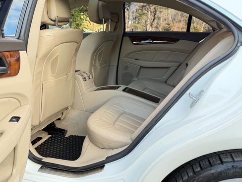 Used 2014 Mercedes-Benz CLS 550 image 13