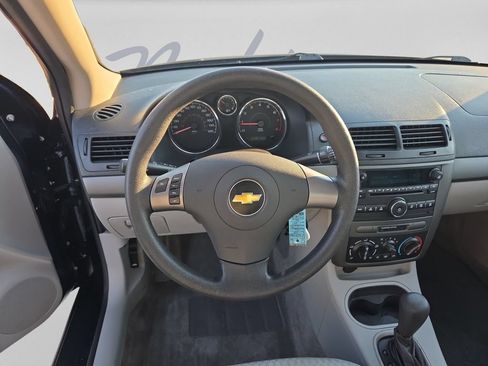 Used 2009 Chevrolet Cobalt LT w/ Preferred Equipment Group FWD image 19
