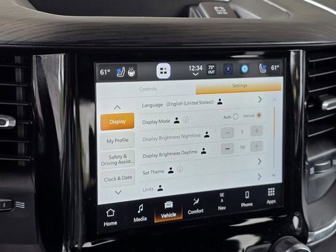 Used 2024 RAM 1500 Laramie image 18