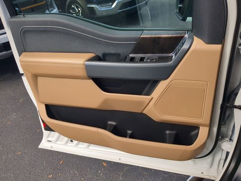 Certified 2022 Ford F150 Lariat image 30