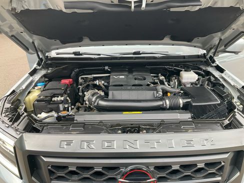 Used 2023 Nissan Frontier PRO-4X w/ Pro Convenience Package AWD/4WD image 34