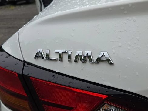 Used 2022 Nissan Altima 2.5 S FWD image 30