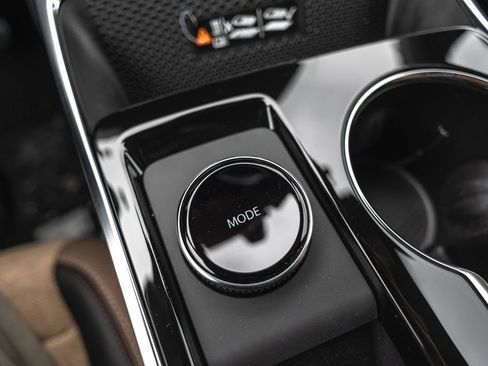 New 2026 Chevrolet Equinox ACTIV w/ Safety and Technology Package image 18