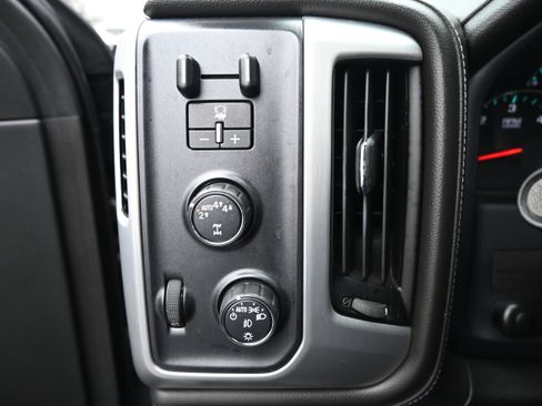 Used 2018 GMC Sierra 1500 SLT image 29