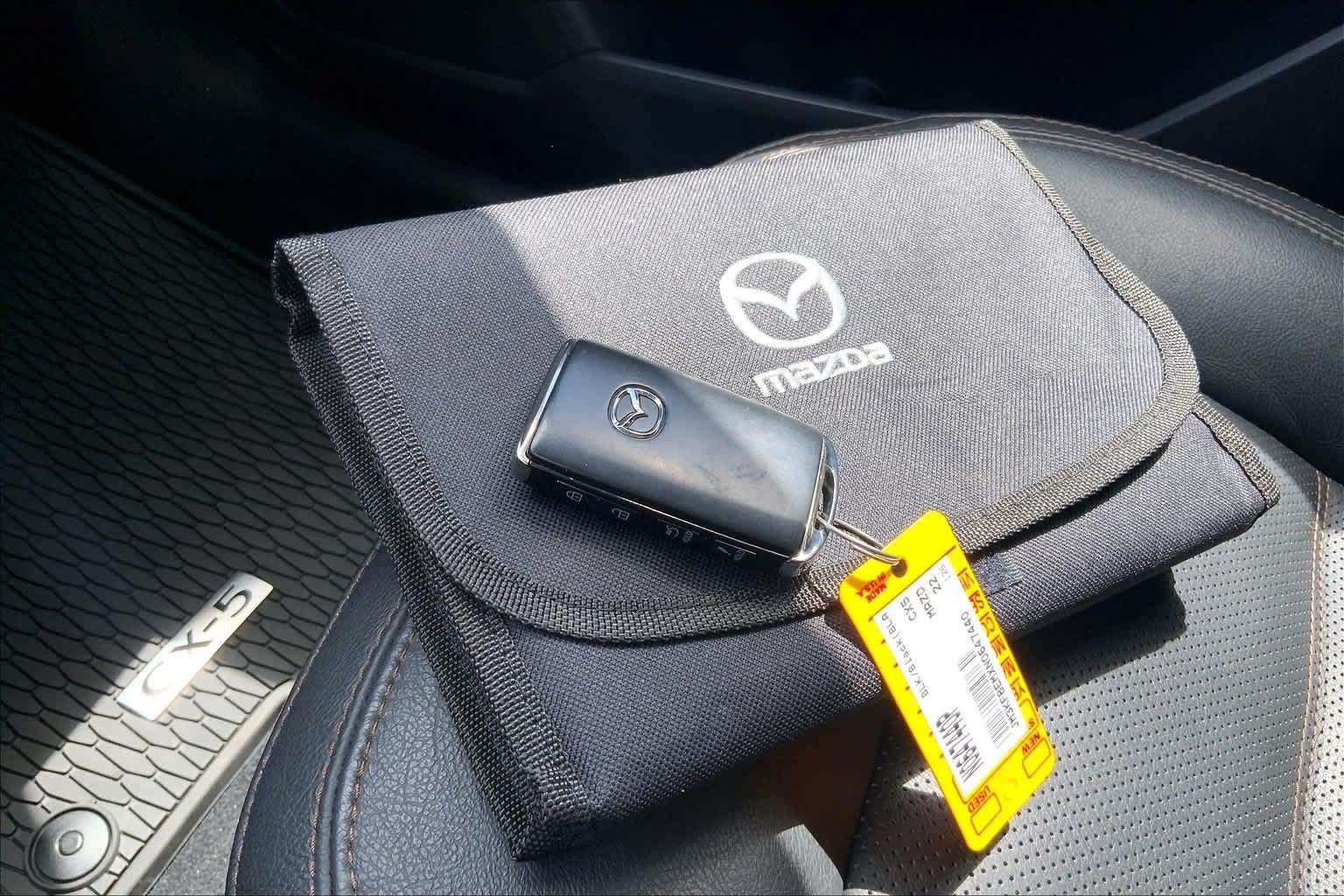 Used 2022 MAZDA CX-5 AWD 2.5 S w/ Premium Plus Pkg image 19