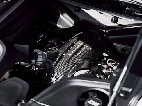 Used 2023 Maserati MC20 Coupe RWD image 25