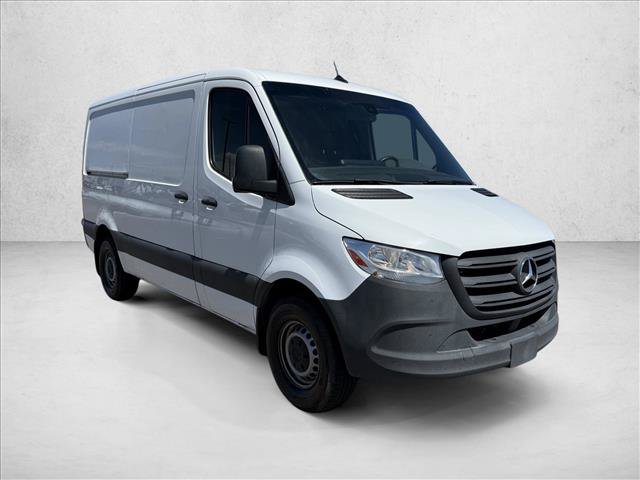 Used 2023 Mercedes-Benz Sprinter 1500 image 3