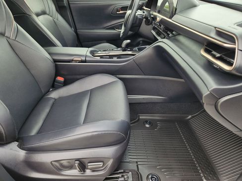 Certified 2025 Toyota Crown w/ Advanced Technology Package AWD/4WD image 16