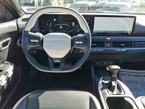Certified 2025 Kia K4 GT-Line Turbo image 9