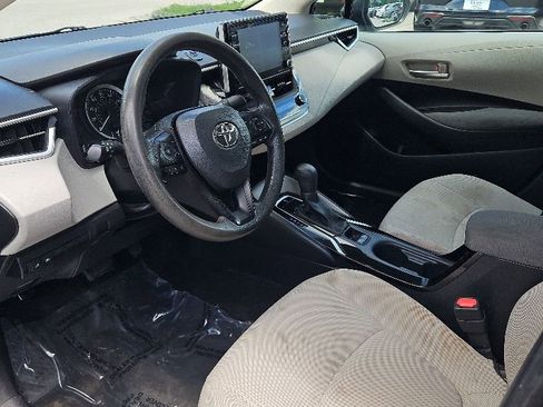 Used 2021 Toyota Corolla LE FWD image 11