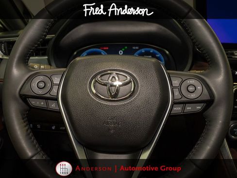 Certified 2023 Toyota Venza Limited AWD/4WD image 19