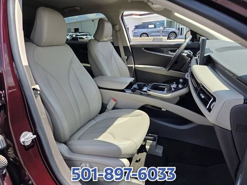Certified 2023 Lincoln Nautilus FWD w/ Premium Package image 15