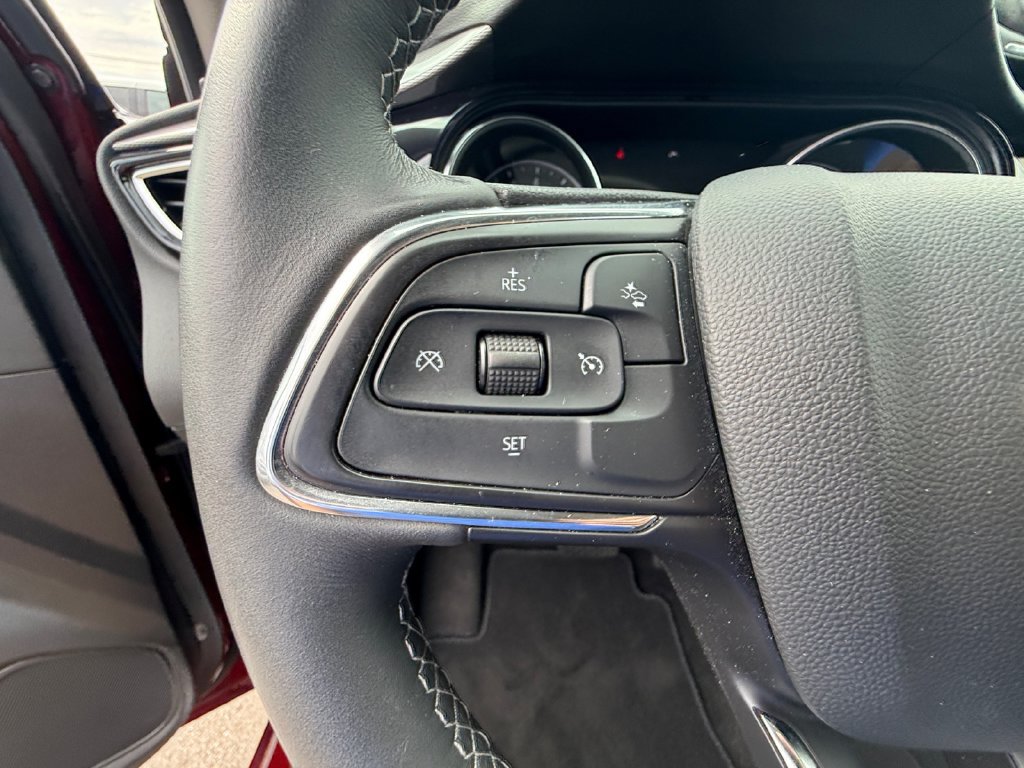 Used 2023 Buick Encore GX Select w/ Sport Touring Package FWD image 15