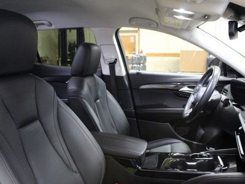 Used 2024 Buick Envision Preferred AWD/4WD image 9