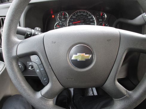 Used 2024 Chevrolet Express 2500 w/ Driver Convenience Package image 14