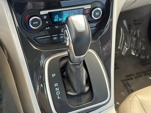 Used 2014 Ford C-MAX Energi SEL w/ Equipment Group 302A FWD image 26