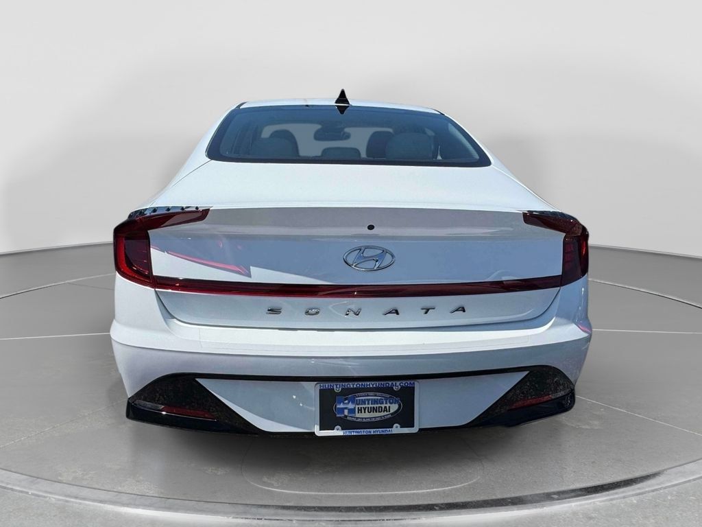 Certified 2023 Hyundai Sonata SEL FWD image 6