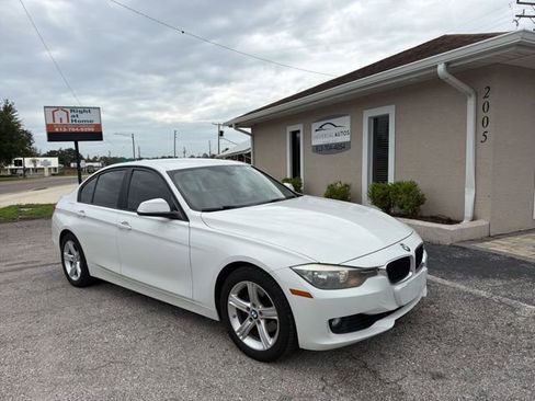 Used 2012 BMW 328i Sedan RWD image 3