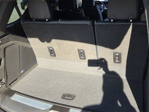 New 2026 Cadillac Escalade Luxury image 21