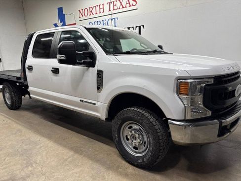 Used 2020 Ford F250 XL w/ Power Equipment Group image 4