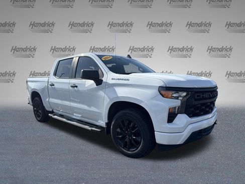 Used 2024 Chevrolet Silverado 1500 Custom RWD image 2