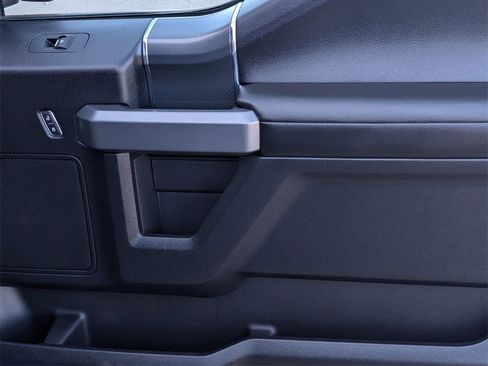 Used 2018 Ford F150 XLT w/ Equipment Group 302A Luxury image 42