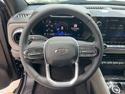 New 2026 Chevrolet Colorado ZR2 w/ Technology Package AWD/4WD image 19