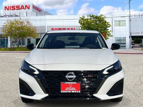 New 2025 Nissan Altima 2.5 SR w/ SR Premium Package image 6