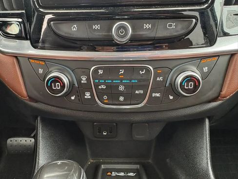 Used 2019 Chevrolet Traverse High Country w/ LPO, Floor Liner Package AWD/4WD image 15
