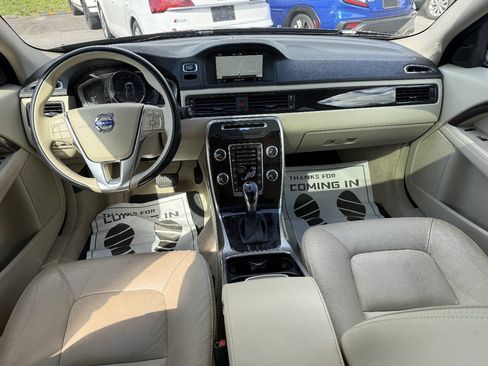 Used 2016 Volvo XC70 T5 Premier w/ Convenience Package AWD/4WD image 10