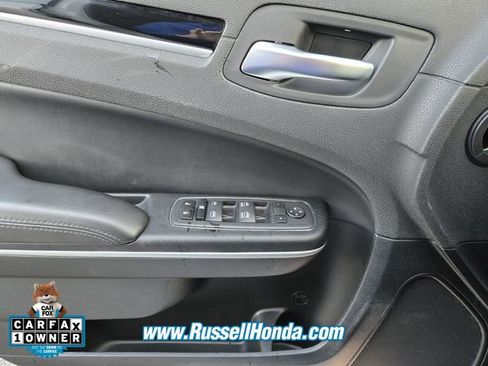 Used 2023 Chrysler 300 Touring L image 42