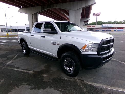 Used 2017 RAM 2500 Tradesman w/ Popular Equipment Group AWD/4WD image 4