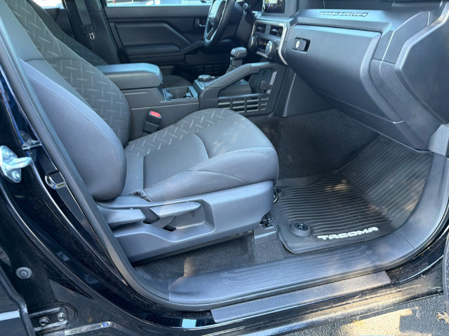 Used 2026 Toyota Tacoma SR AWD/4WD image 13