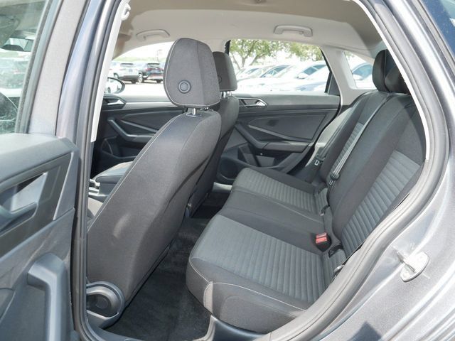 Certified 2024 Volkswagen Jetta S FWD image 17