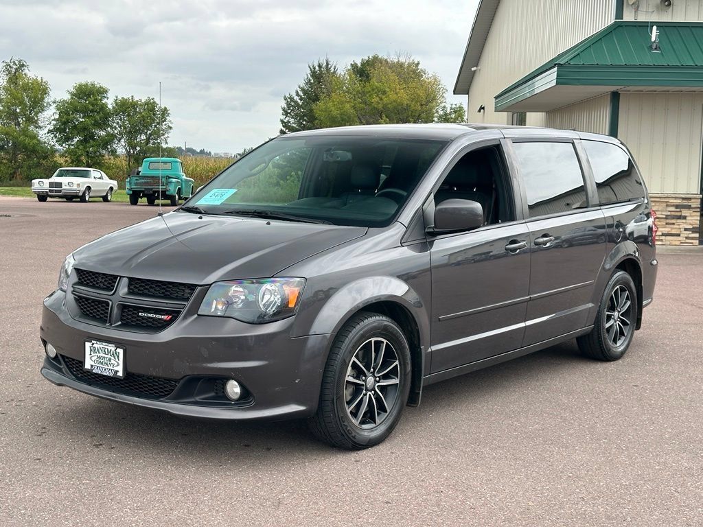Used 2017 Dodge Grand Caravan GT FWD image 4