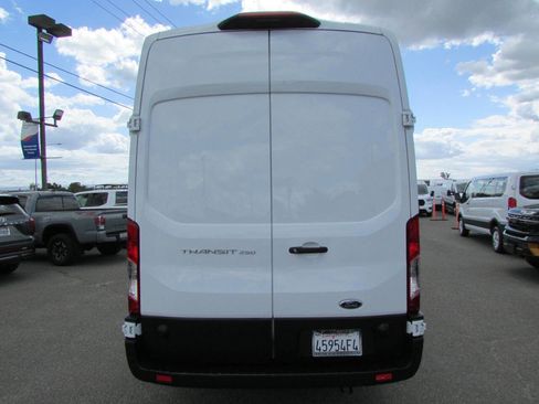Used 2025 Ford Transit 250 148 High Roof Extended RWD image 7