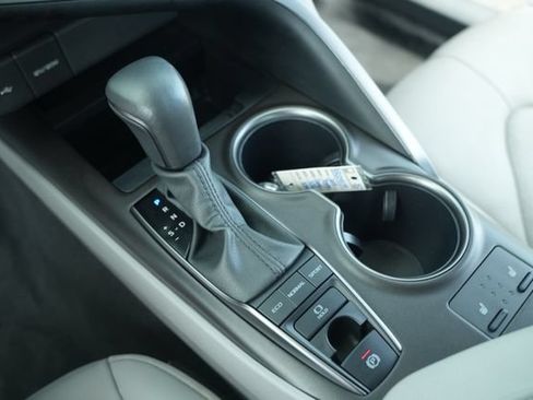 Used 2024 Toyota Camry XSE FWD image 34